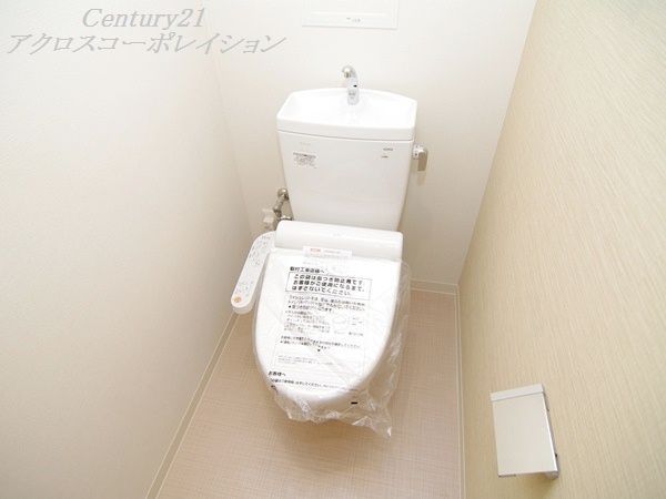 トイレ　温水洗浄便座付き☆