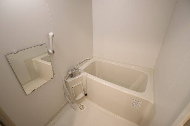 バス・シャワールーム　※別号室の参考写真のため現況優先です。