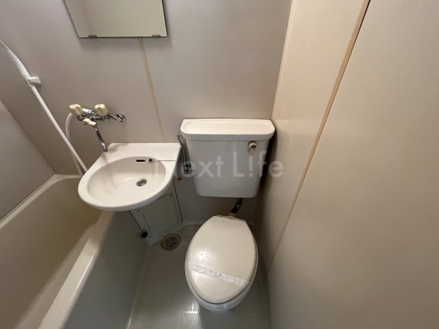 トイレ　ビーカーサ淵野辺リボーン