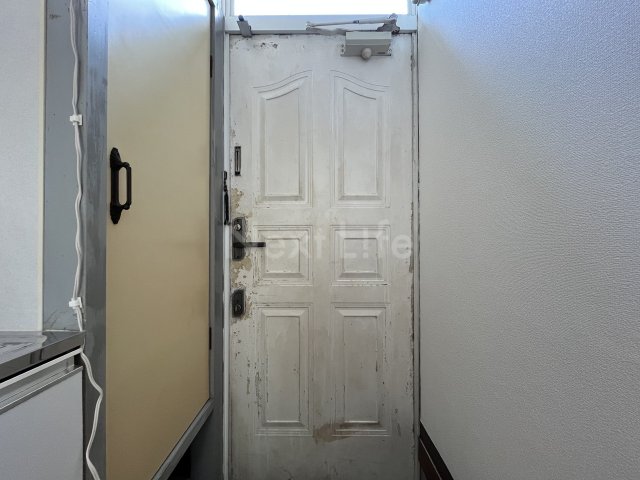 玄関　ビーカーサ淵野辺リボーン