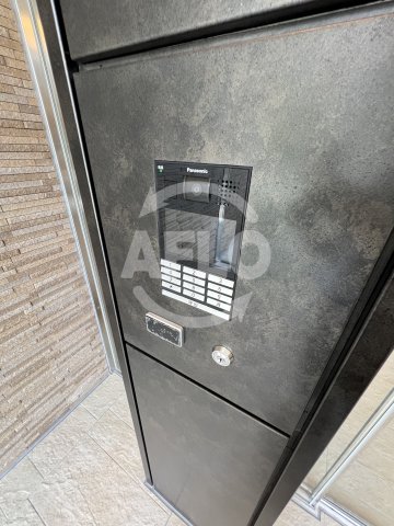 セキュリティ　スプランディッド弁天町　オートロック