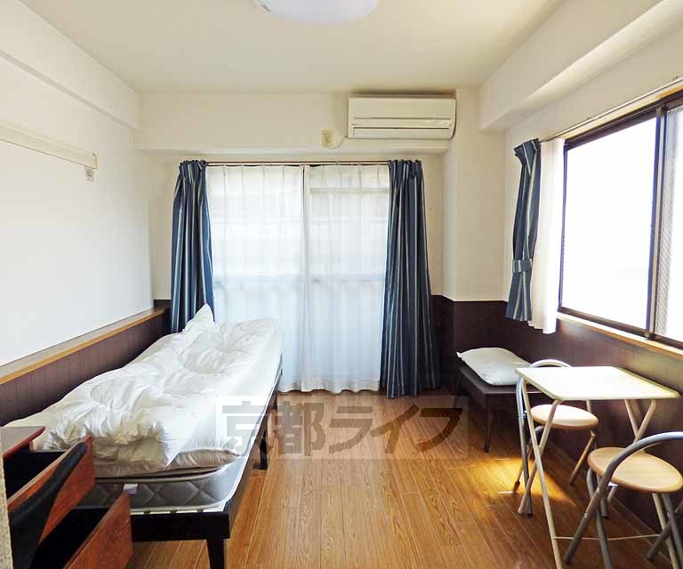 居室・リビング　広いお部屋です。