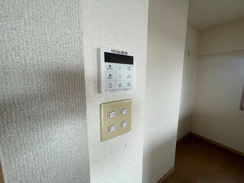 その他設備　同建物、他号室写真参照