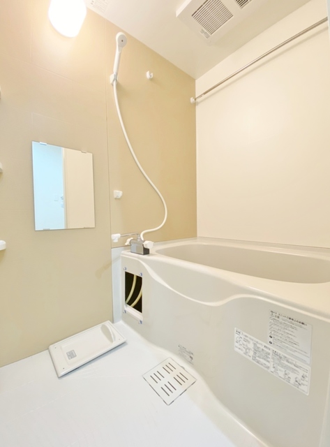 バス・シャワールーム　ゆったりバスルーム