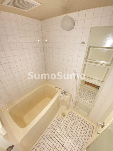 バス・シャワールーム　お風呂です