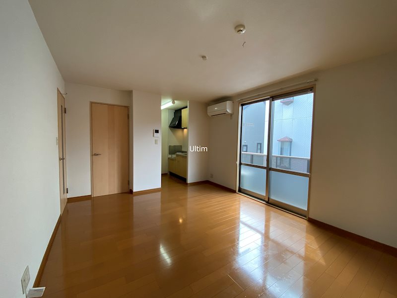 居室・リビング　※別のお部屋の写真です