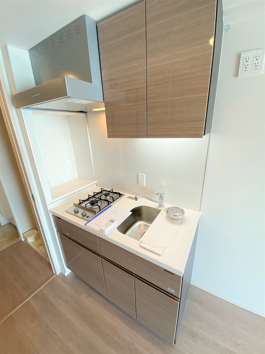 キッチン　同タイプ13Fの室内写真（参考写真）になります。