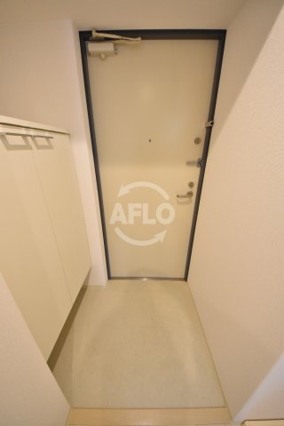 玄関　APRILE南森町（旧名：アスール南森町）　玄関
