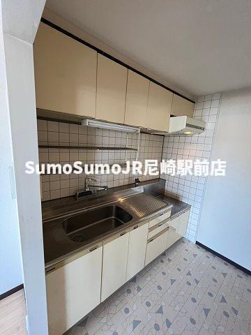 キッチン　キッチンでお料理をお楽しみください