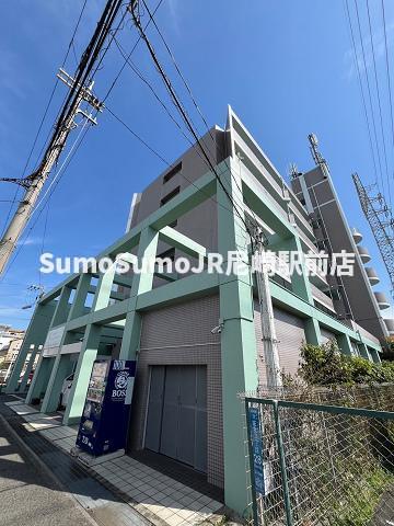 バルコニー　開放的で明るい空間を演出してくれるバルコニーです