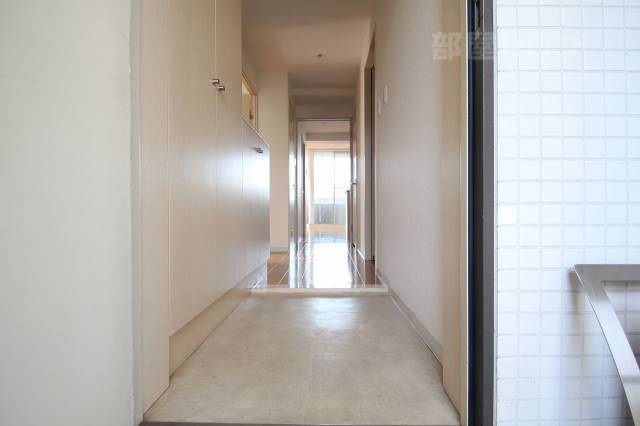 玄関　玄関から見た写真です。