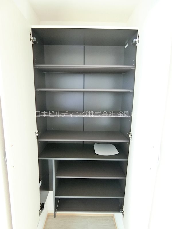 収納　シューズBOX