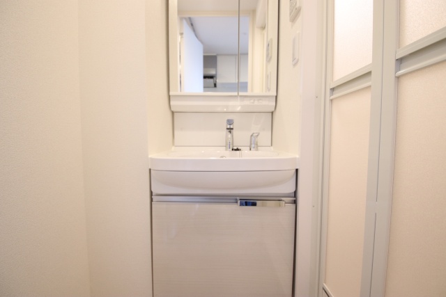 洗面設備　※別室の参考写真の為、現況優先です。