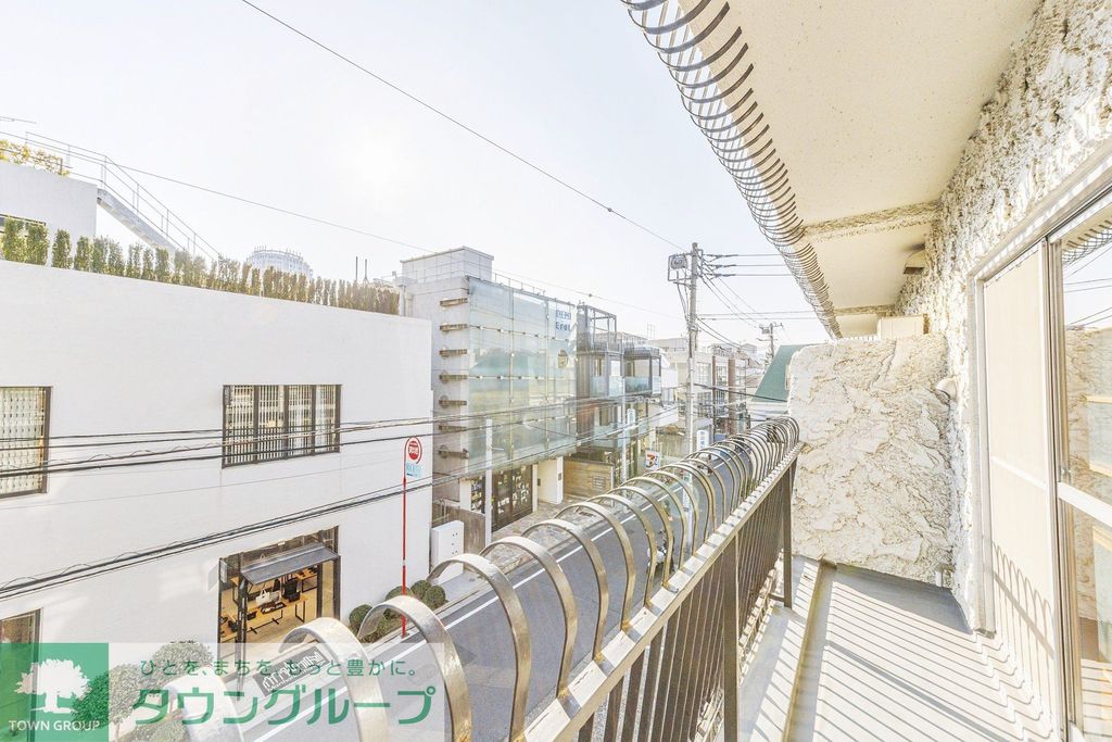 バルコニー　バルコニー