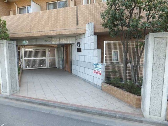 エントランス　スカイコート文京小石川第３　文京区小石川５