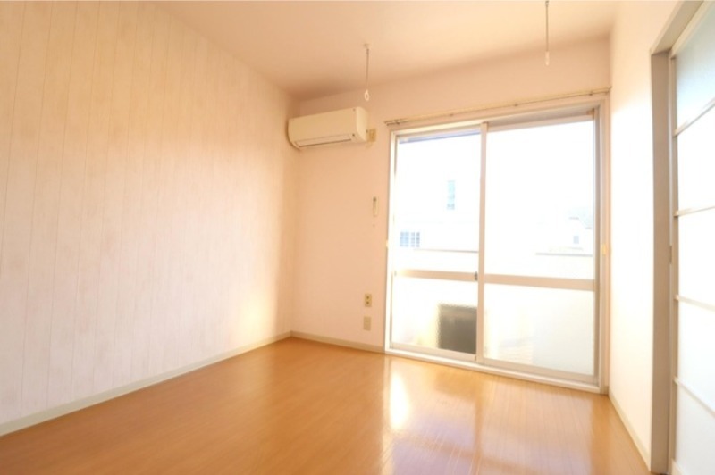 居室・リビング　図面と現状に相違がある場合には現状を優先