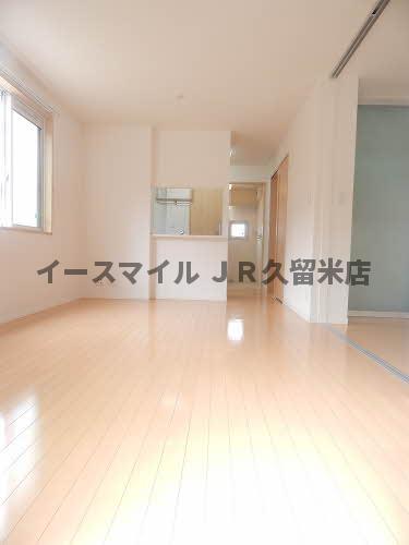 居室・リビング　使いやすい居間です