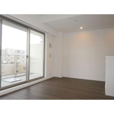 居室・リビング　☆明るい居室☆