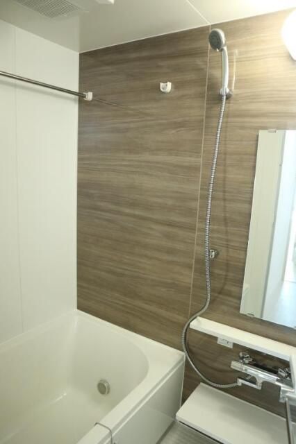 バス・シャワールーム　☆ゆったりくつろげるお風呂☆