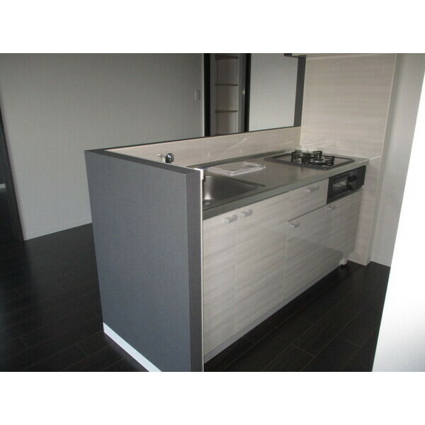 キッチン　人気の対面システムキッチンタイプです！