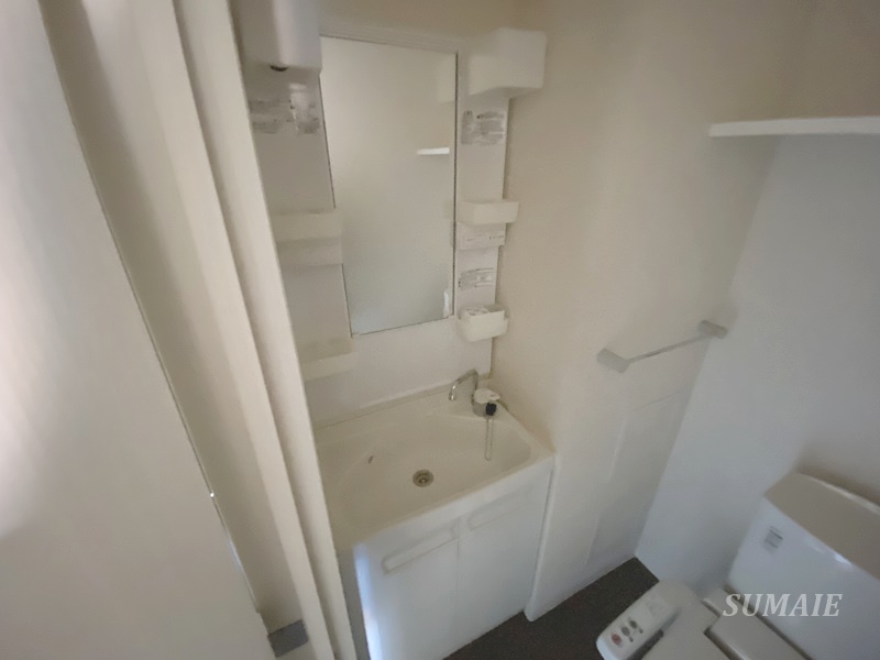 洗面設備　独立洗面台です☆