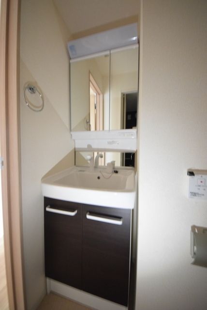 洗面設備　☆内見のご予約はタウンハウジングまで☆