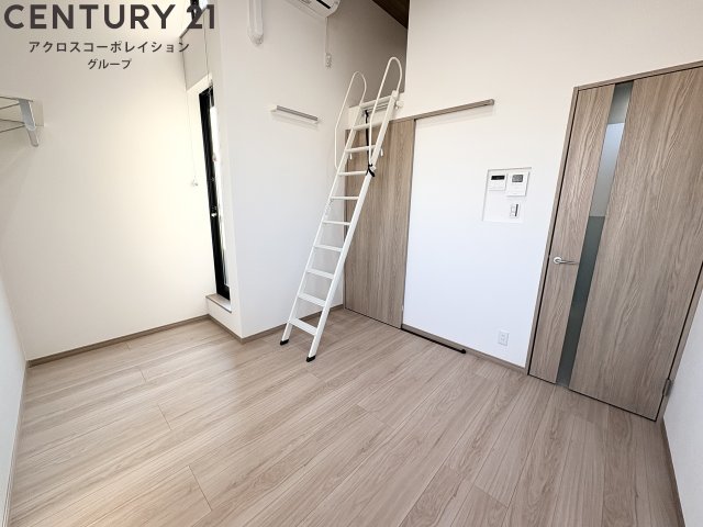 居室・リビング　ロフト付きのお部屋です！