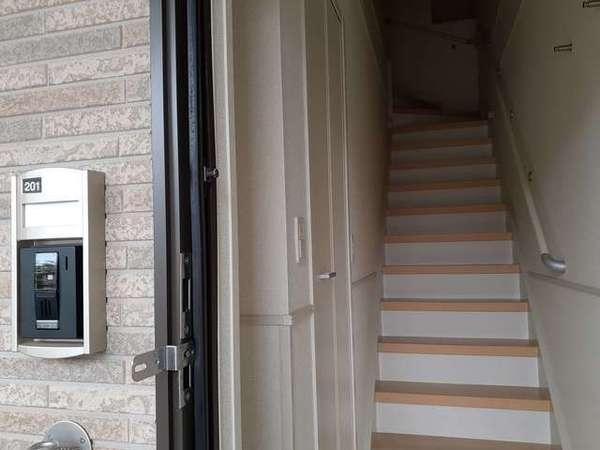 玄関　１階が玄関です！