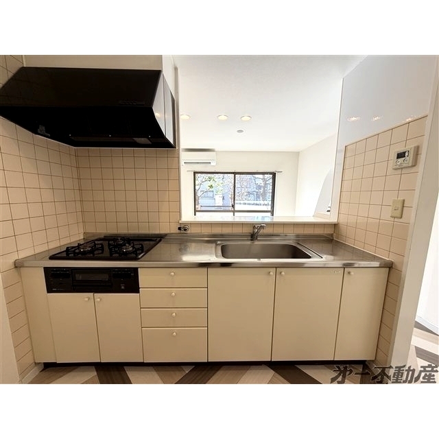 キッチン　システムキッチン