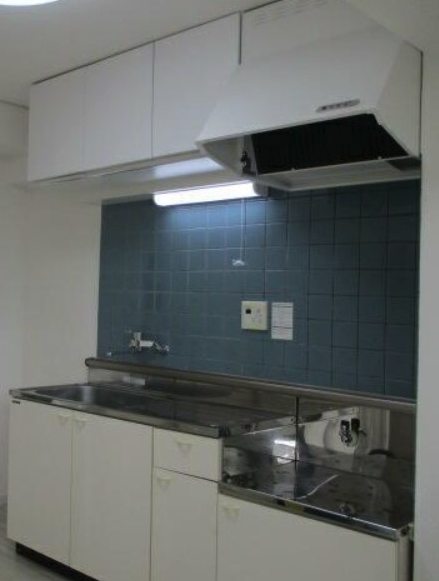 キッチン　※別部屋参考写真