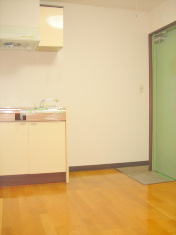 居室・リビング　★明るいフローリングの角部屋です★