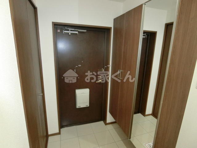 玄関　シューズボックス付き