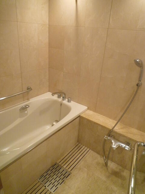 バス・シャワールーム　2010年11月撮影