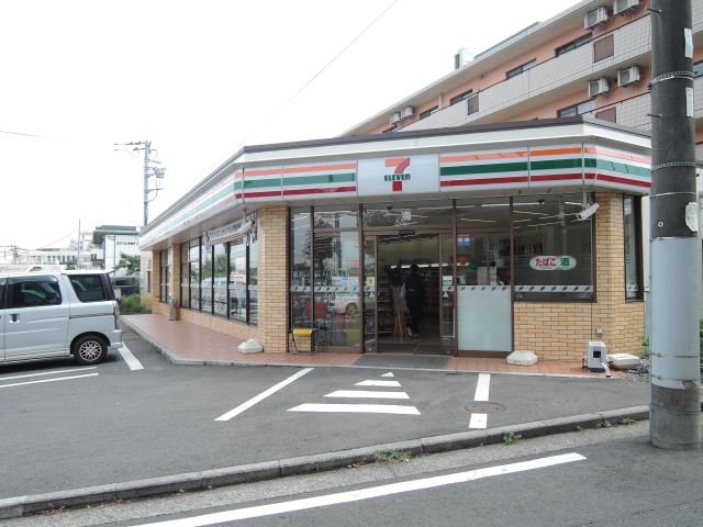 コンビニ　セブンイレブン（コンビニ）まで420m