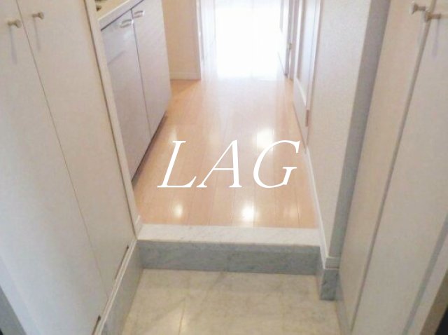 玄関　玄関です。