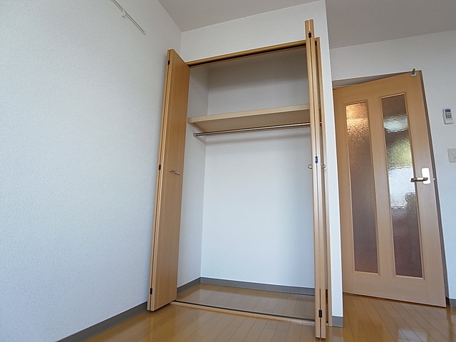 収納　クローゼット