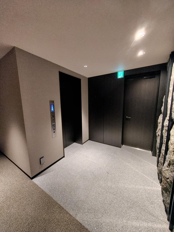 銀行　三井住友銀行麹町支店（銀行）まで417m