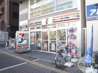 コンビニ　セブンイレブン堺中百舌鳥駅北口店（コンビニ）まで155m