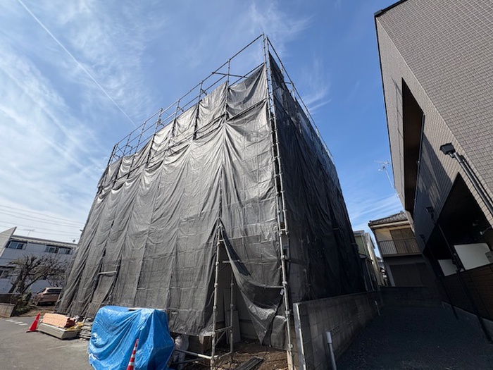 建物外観　建築中