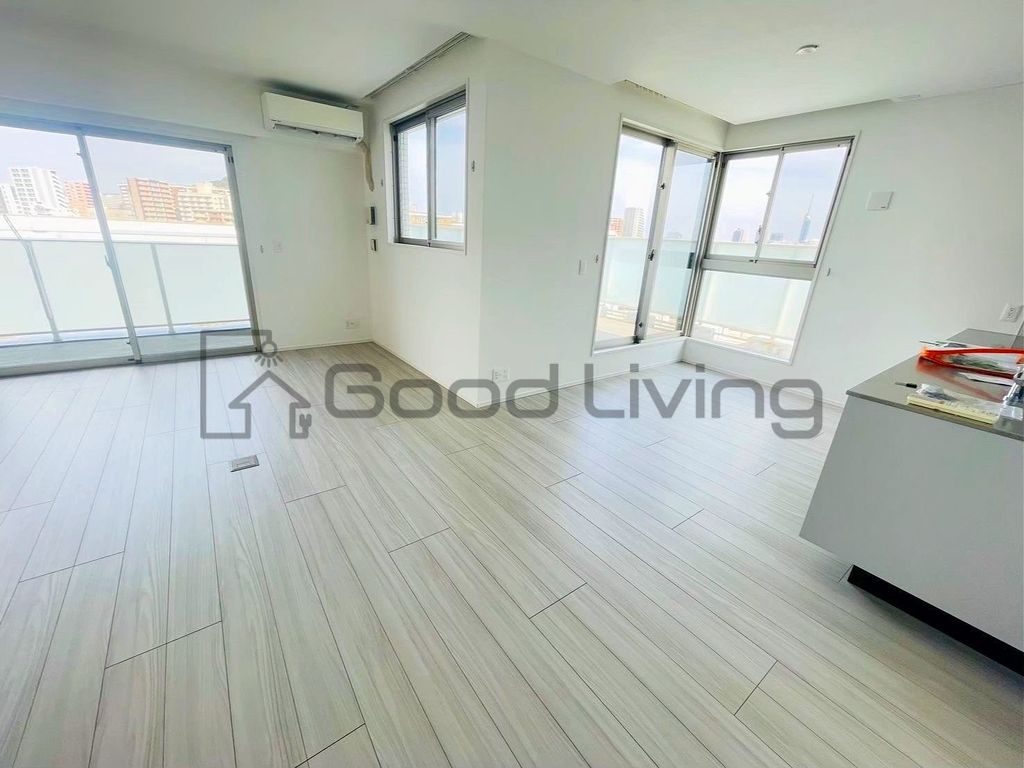 居室・リビング　ここで楽しい食事の時間