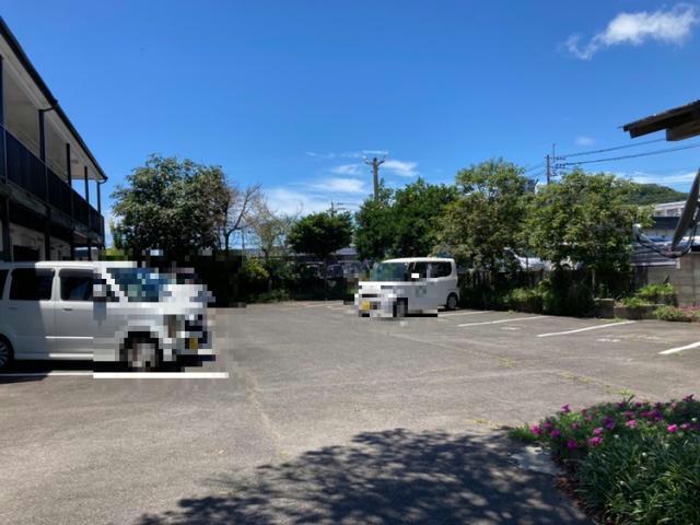 駐車場　駐車場