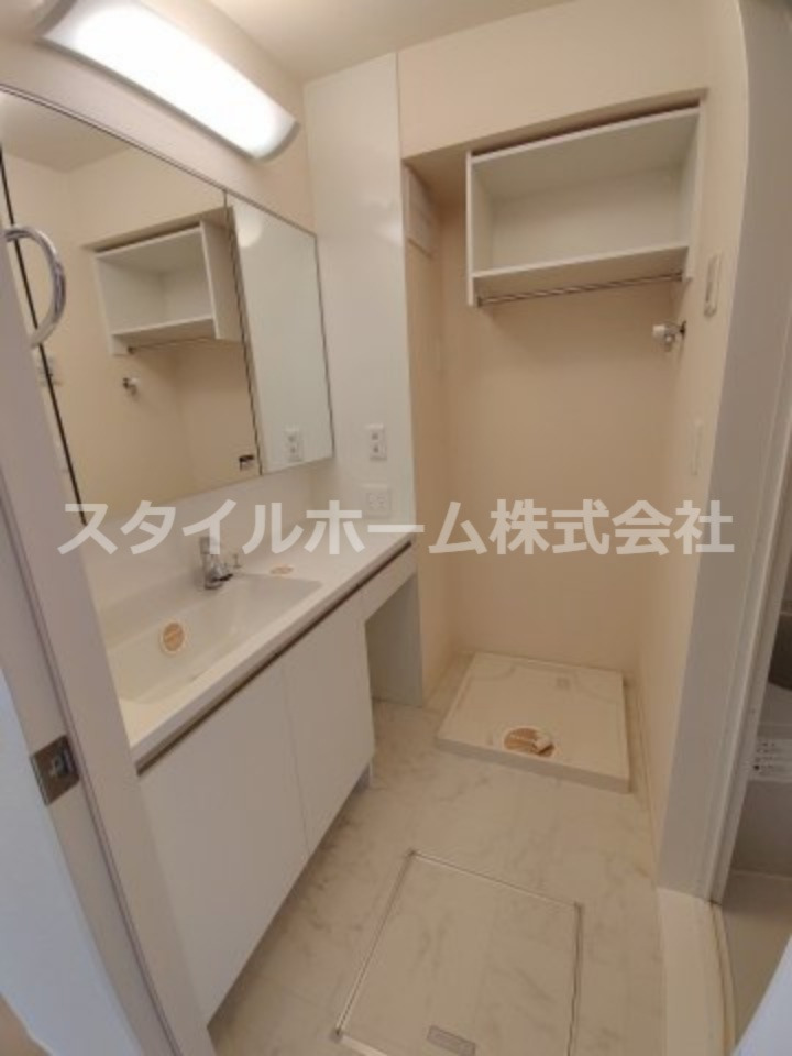 洗面設備　使いやすい洗面所です