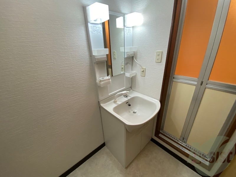 洗面設備　シャンプードレッサーで身支度もラクラクです！