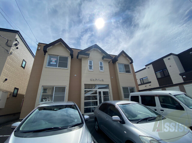 建物外観　札幌市北区新川四条「ピュアパレス」