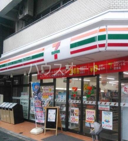 コンビニ　セブンイレブン浅草馬道店（コンビニ）まで151m