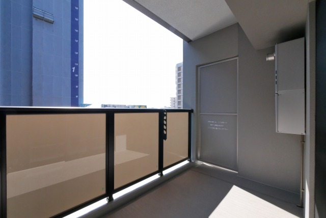 バルコニー　お洗濯にも便利なバルコニー付き