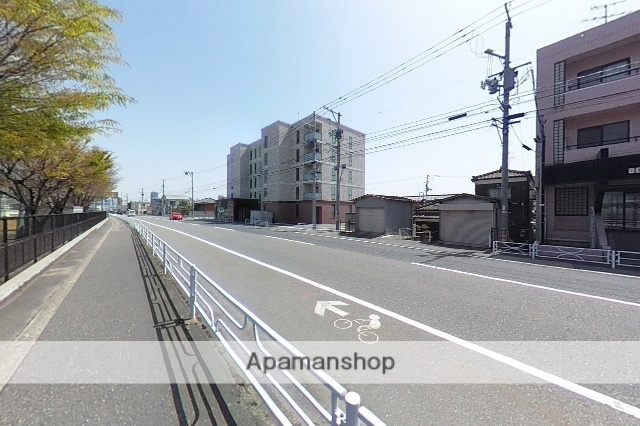 その他　前面道路（その他）まで0m