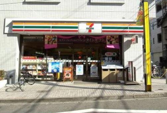 コンビニ　セブンイレブン中野弥生町二丁目店（コンビニ）まで136m
