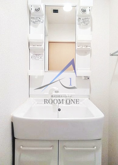 洗面設備　洗面台です。