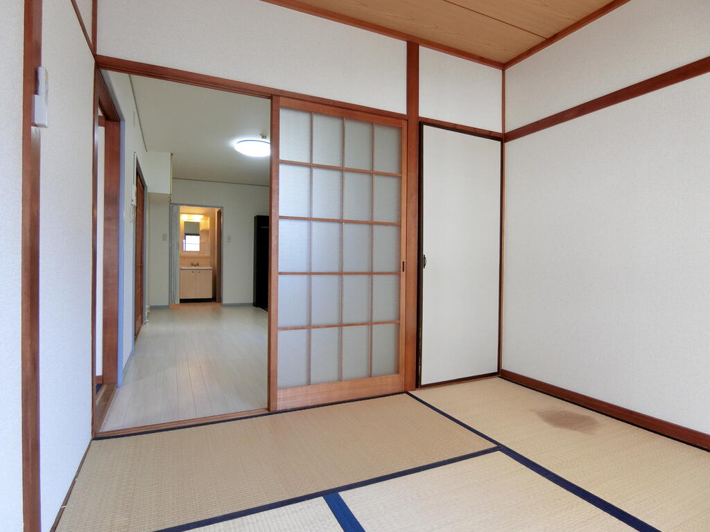 居室・リビング　※別部屋参考写真